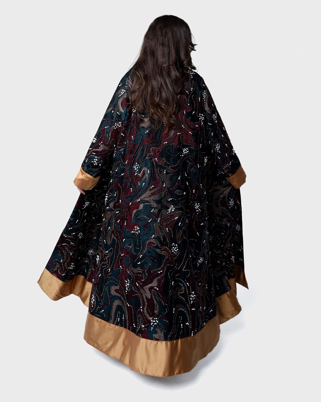 Elegant إليقنت